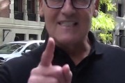 库班调侃老詹：你该退役了！你怎么还这么强！我累了！让你儿子来