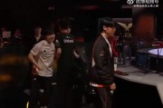 前队友只能鼓励你了😆Delight Viper Zeka Peanut赛后拍了Doran